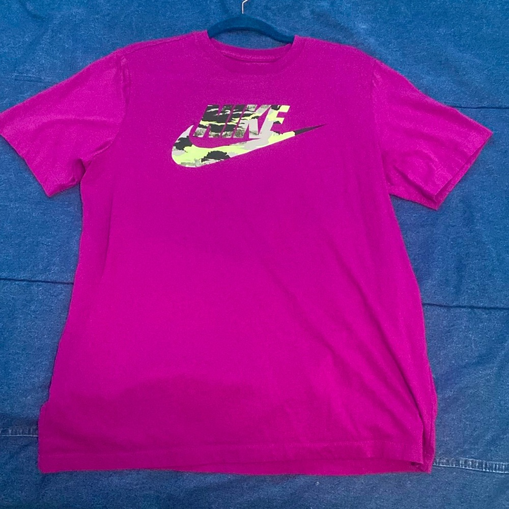 Purple Nike short sleeve